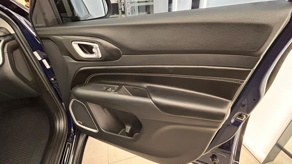jeep compass 1.3 t270 turbo flex longitude at6 4p automatico 2023