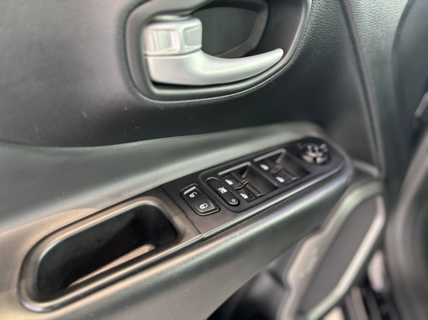 jeep renegade 1.3 t270 turbo flex at6 4p automatico 2024
