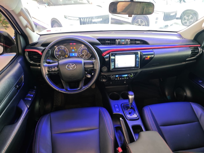 toyota hilux 2.8 sr challenge 4x4 cd 16v diesel 4p automatico 2.7 flex 20187 toyota hilux 2.8 sr challenge 4x4 cd 16v diesel 4p automatico 2.7 flex 20187