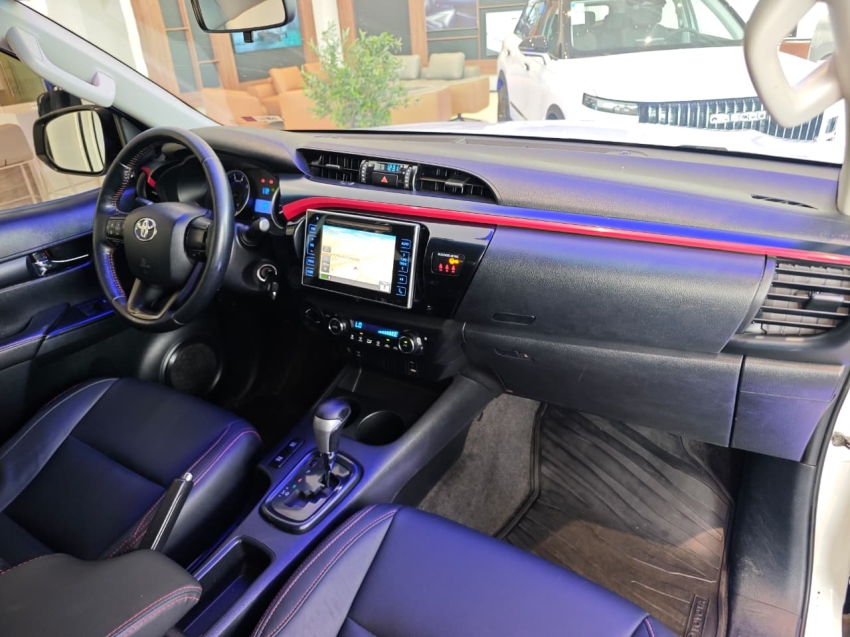 toyota hilux 2.8 sr challenge 4x4 cd 16v diesel 4p automatico 2.7 flex 201811 toyota hilux 2.8 sr challenge 4x4 cd 16v diesel 4p automatico 2.7 flex 201811