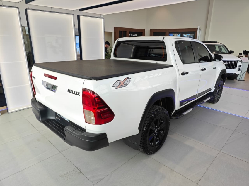 toyota hilux 2.8 sr challenge 4x4 cd 16v diesel 4p automatico 2.7 flex 20185 toyota hilux 2.8 sr challenge 4x4 cd 16v diesel 4p automatico 2.7 flex 20185