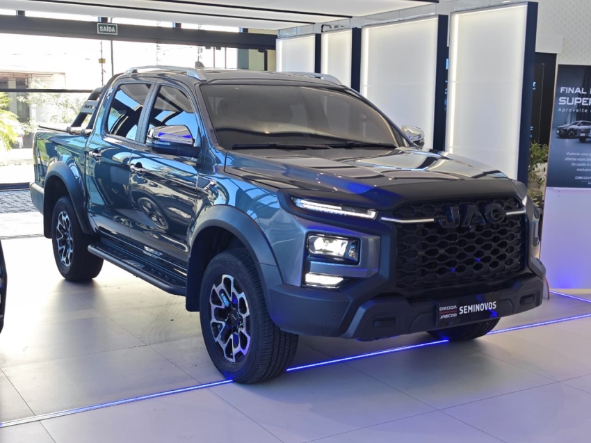 jac hunter 2.0 turbo diesel hd 4x4 automatico 4p 2025