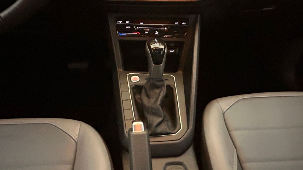 volkswagen nivus 1.0 200 tsi total flex highline automatico 4p 20244