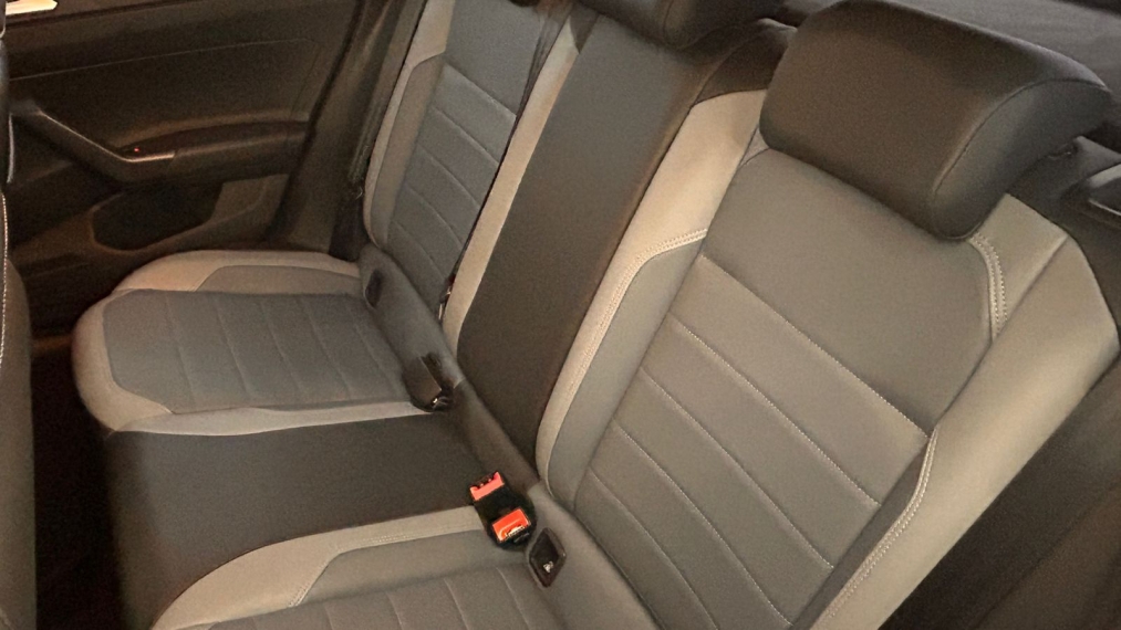 volkswagen nivus 1.0 200 tsi total flex highline automatico 4p 202411