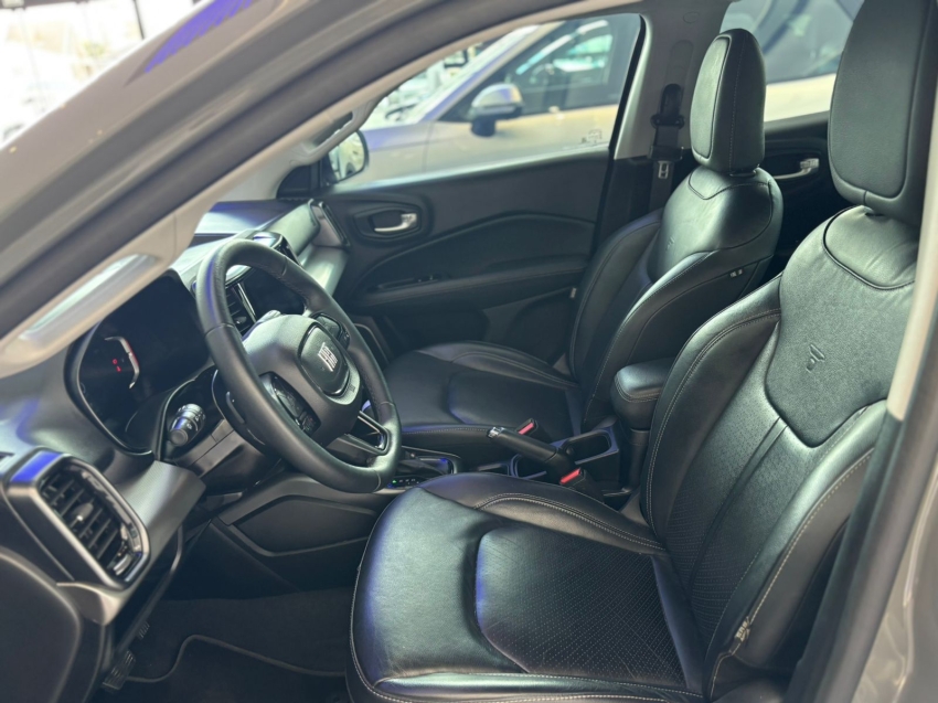 fiat toro 1.3 turbo 270 flex volcano at6 4p automatico 202311