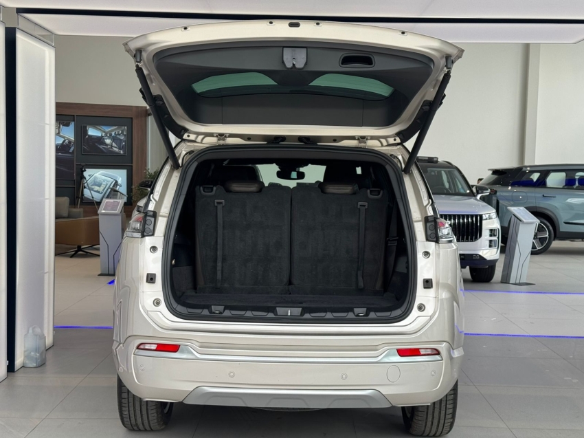 jeep commander 2.0 td380 turbo diesel overland at9 4p automatico 20234