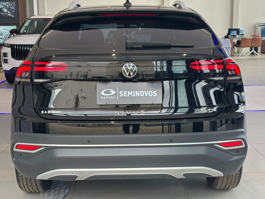volkswagen nivus 1.0 200 tsi total flex highline automatico 4p 20214