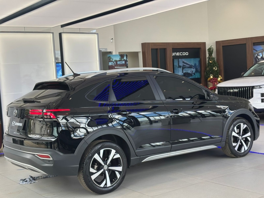 volkswagen nivus 1.0 200 tsi total flex highline automatico 4p 20215