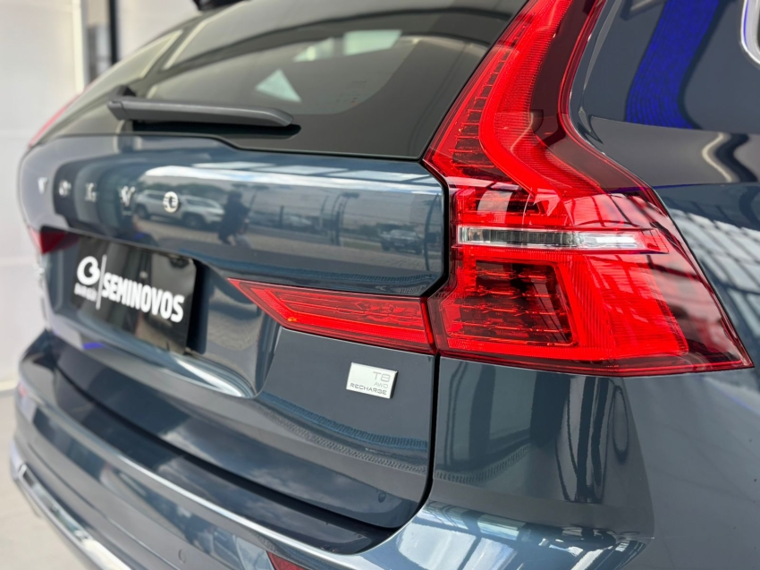 volvo xc60 2.0 t8 recharge ultimate awd geartronic hibrido 4p automatico 202416