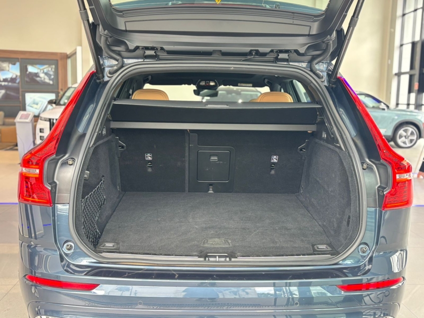 volvo xc60 2.0 t8 recharge ultimate awd geartronic hibrido 4p automatico 20246