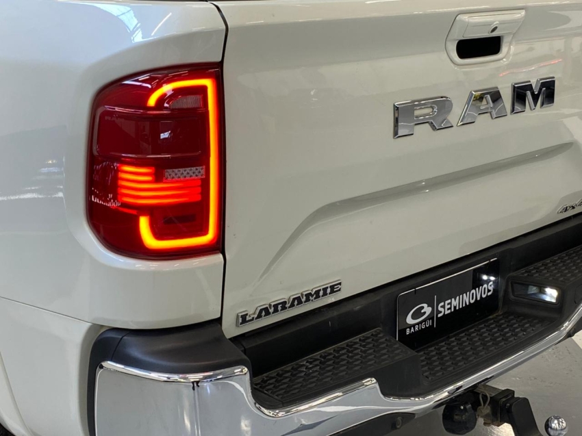 ram rampage 2.2 turbo diesel laramie 4x4 automatico 2.0 4p 202417