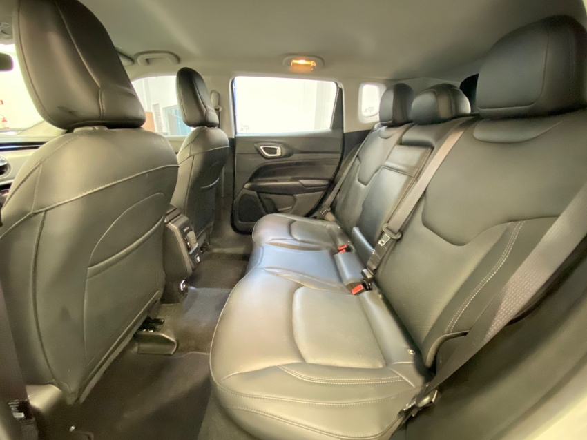 jeep compass 1.3 t270 turbo flex longitude at6 4p automatico 202214