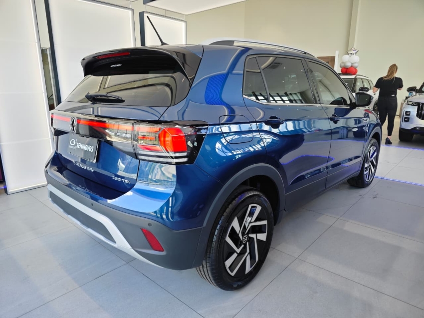 volkswagen t-cross 1.4 250 tsi total flex highline automatico 4p 20253