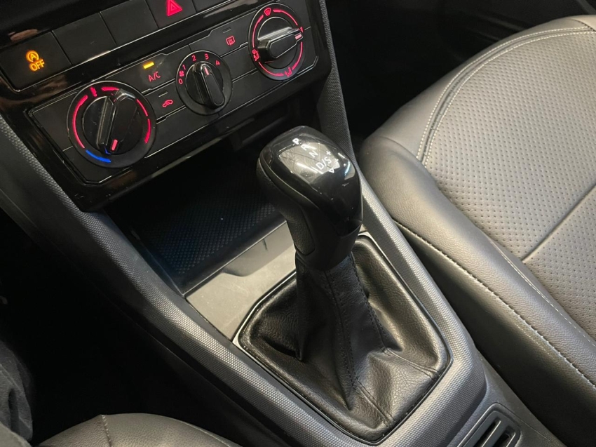 volkswagen t-cross 1.0 200 tsi total flex sense automatico 4p 202210