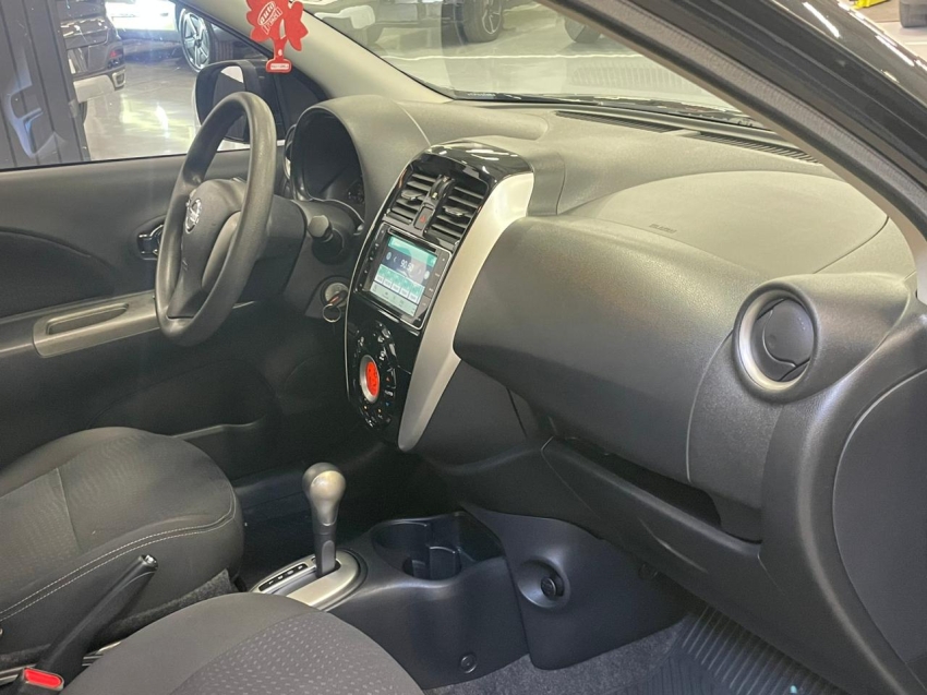 nissan march 1.6 sl 16v flexstart 4p xtronic flex automatico 201711