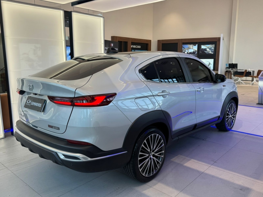 fiat fastback 1.3 turbo 270 flex abarth at6 5p automatico 20253