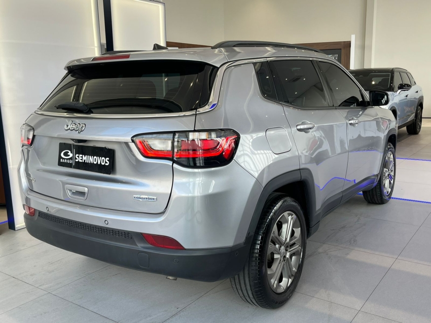 jeep compass 1.3 t270 turbo flex longitude at6 4p automatico 20233