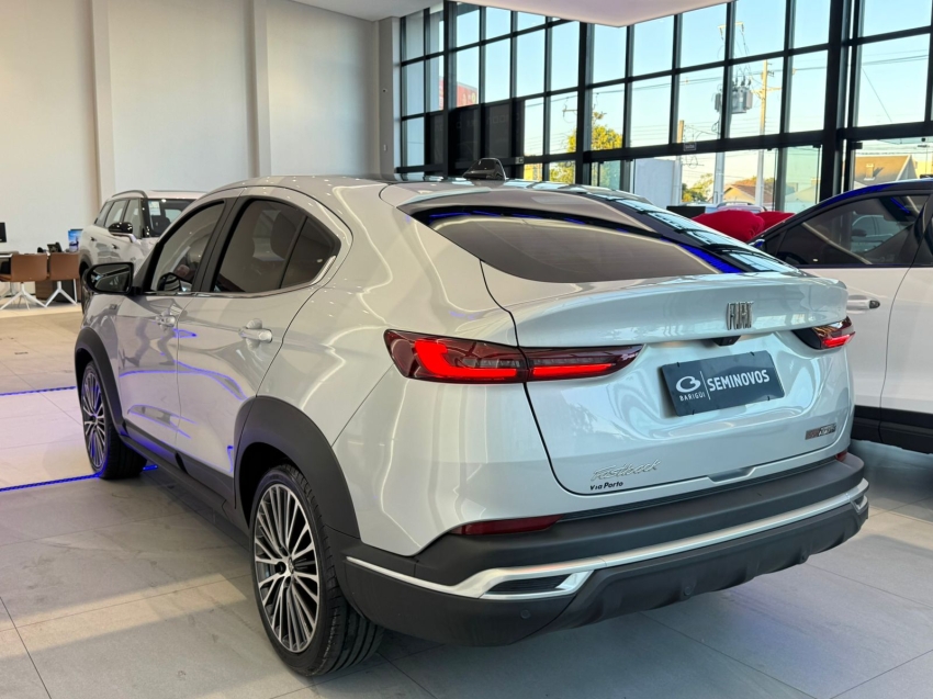 fiat fastback 1.3 turbo 270 flex abarth at6 5p automatico 20255