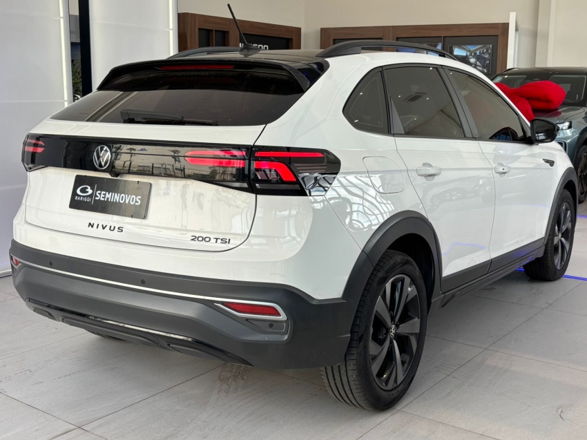 volkswagen nivus 1.0 200 tsi total flex highline automatico 5p 20243