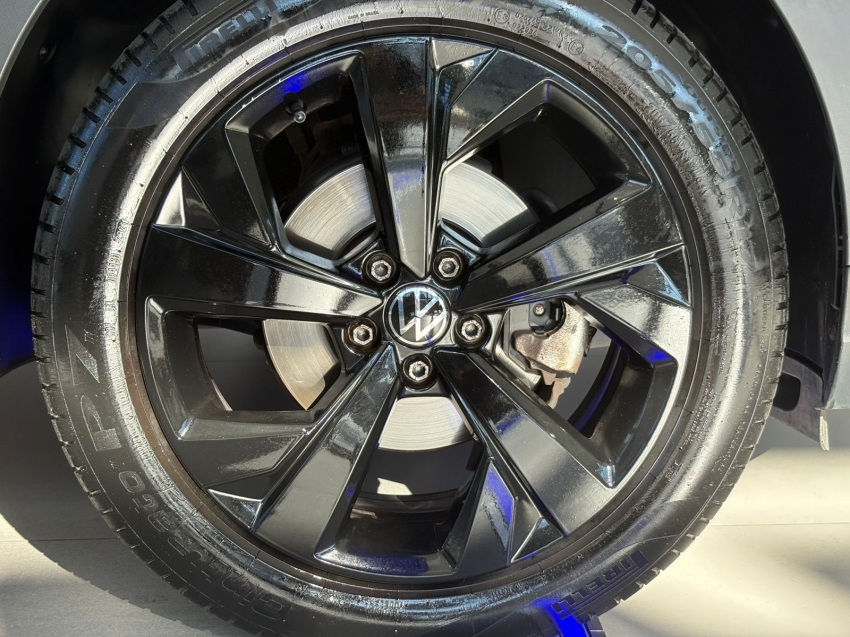 volkswagen nivus 1.0 200 tsi total flex highline automatico 5p 202113