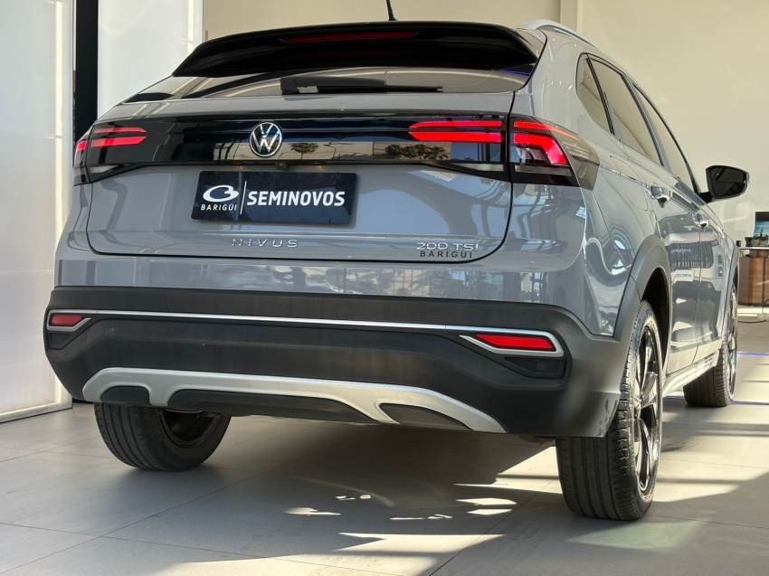 volkswagen nivus 1.0 200 tsi total flex highline automatico 5p 20215