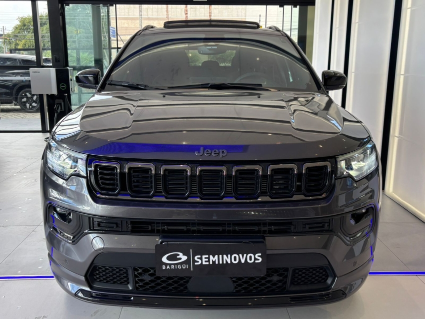 jeep compass 2.0 hurricane 4 turbo gasolina blackhawk at9 5p automatico 20251