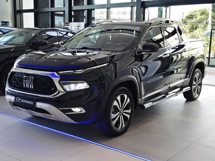 fiat toro 1.3 turbo 270 flex volcano at6 4p automatico 20242