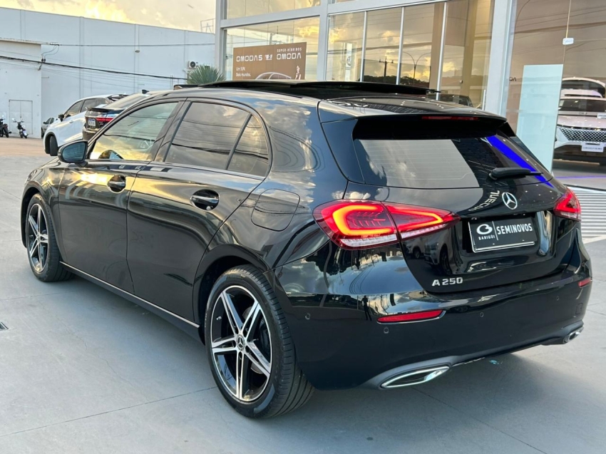 mercedes-benz a 250 2.0 cgi gasolina vision 7g-dct 4p automatico 20203