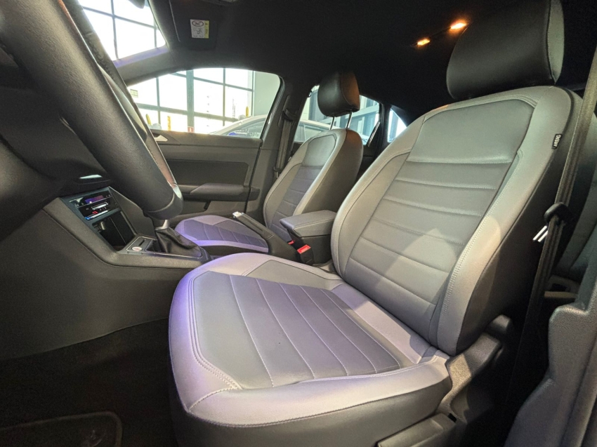 volkswagen nivus 1.0 200 tsi total flex highline automatico 4p 20247