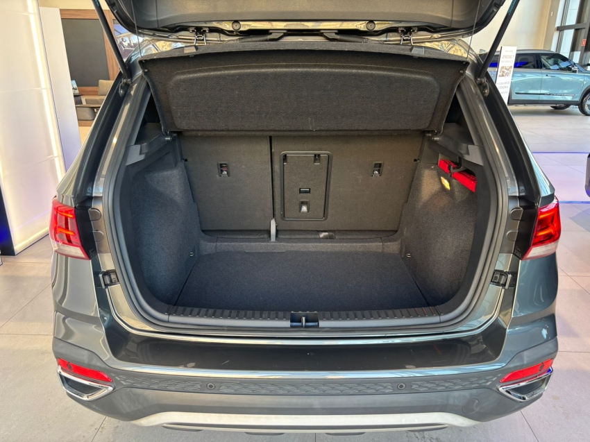 volkswagen taos 1.4 250 tsi total flex highline automatico 4p 202310