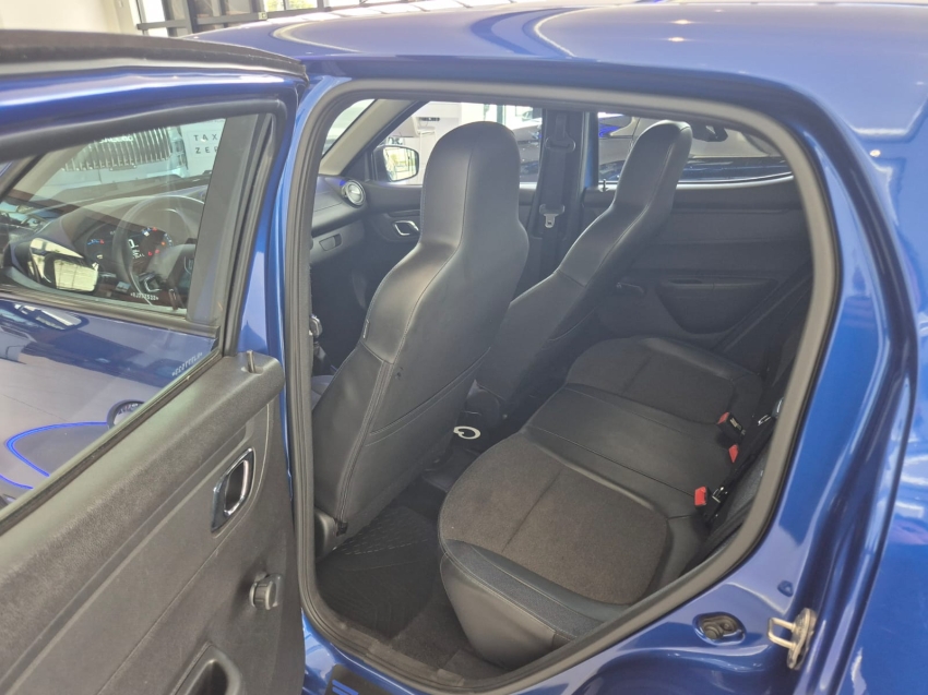 renault kwid 1.0 12v sce flex intense manual 4p 202411
