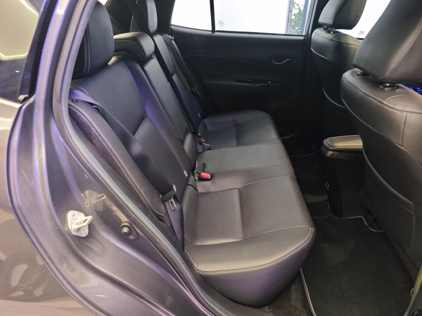 toyota yaris 1.5 16v flex xls connect multidrive 4p automatico 202214