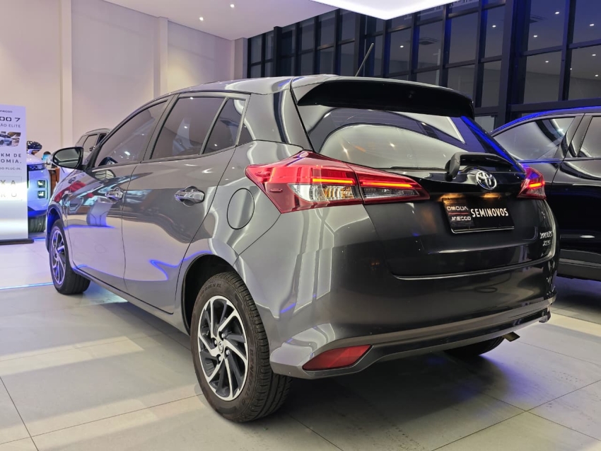 toyota yaris 1.5 16v flex xls connect multidrive 4p automatico 20223