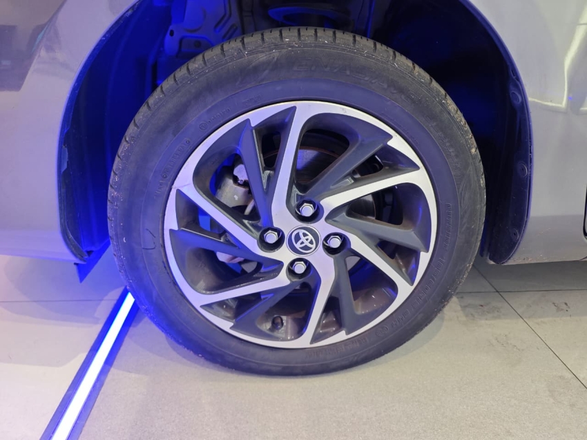 toyota yaris 1.5 16v flex xls connect multidrive 4p automatico 202215