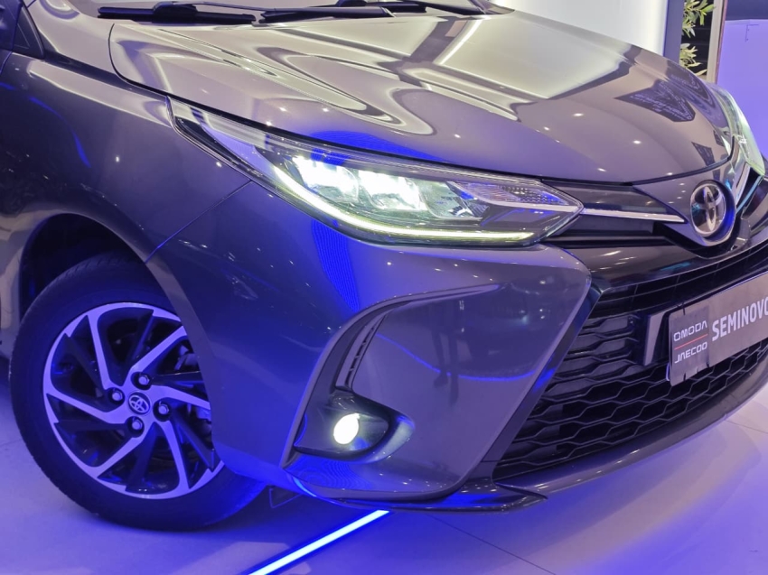 toyota yaris 1.5 16v flex xls connect multidrive 4p automatico 202218