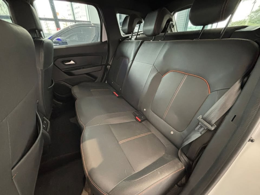renault duster 1.3 tce flex iconic x-tronic 4p semiautomatico 202210