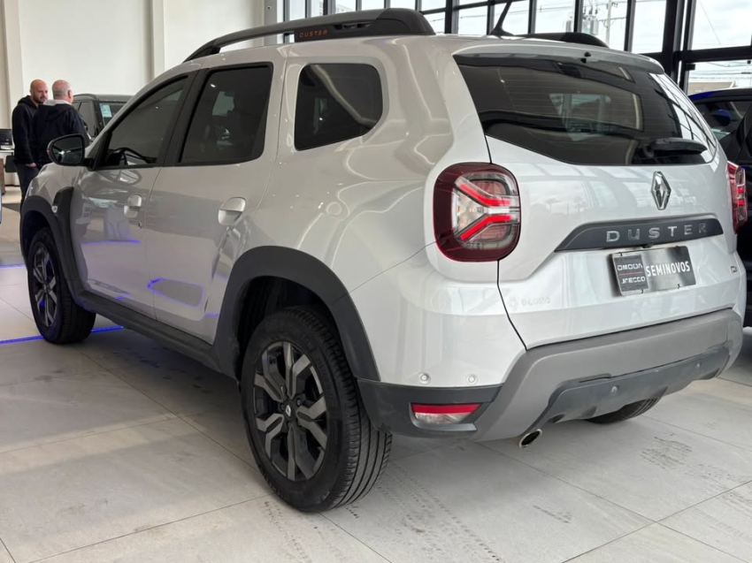 renault duster 1.3 tce flex iconic x-tronic 4p semiautomatico 20225