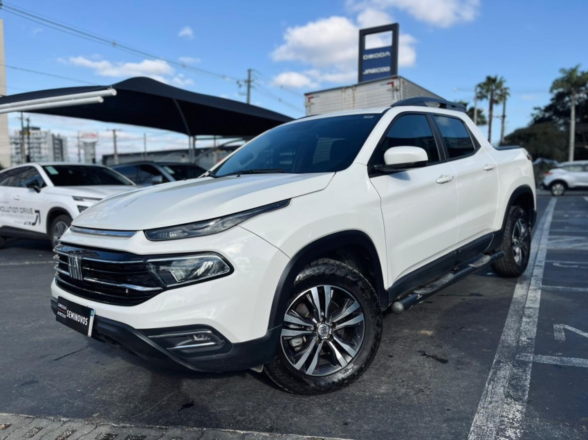 fiat toro 2.0 16v turbo diesel freedom 4wd at9 4p semiautomatico 2023