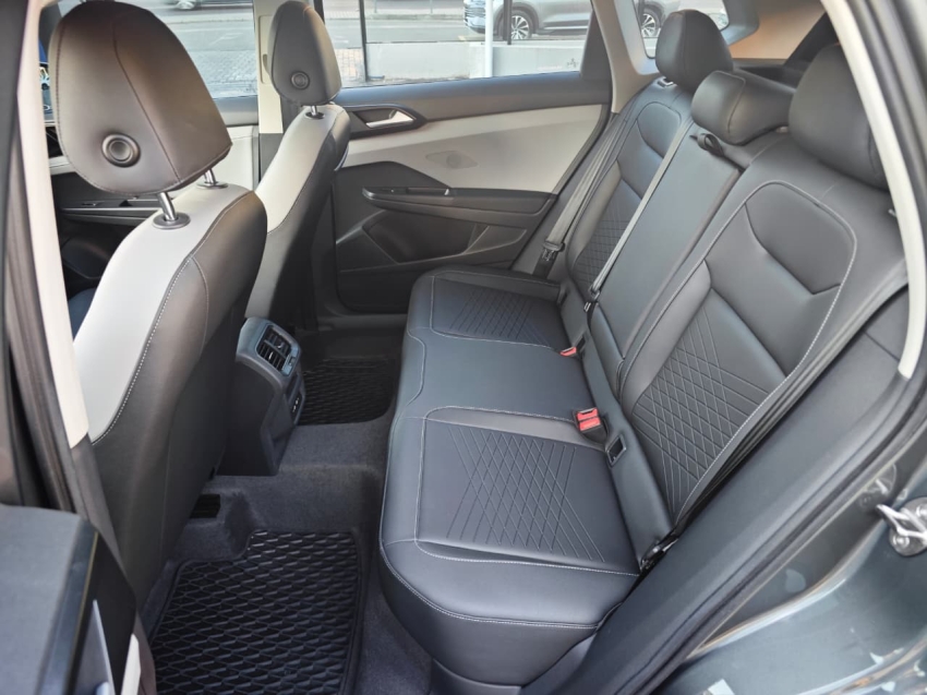 volkswagen taos 1.4 250 tsi total flex comfortline automatico 4p semiautomatico 202413