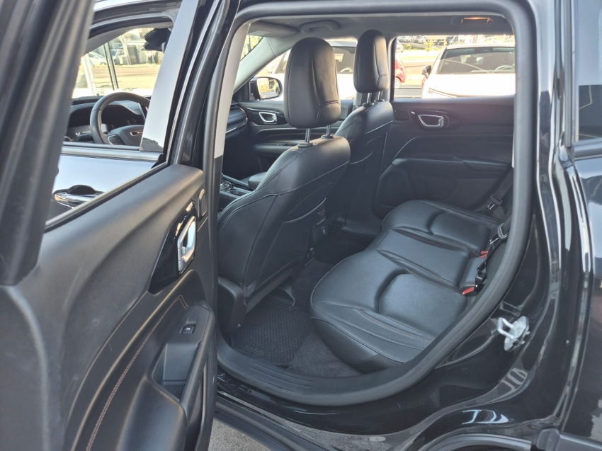 jeep compass 1.3 t270 turbo flex limited at6 4p automatico 202214