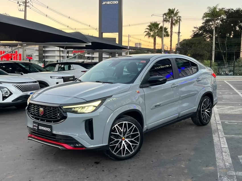 fiat fastback 1.3 turbo 270 flex abarth at6 4p semiautomatico 20252