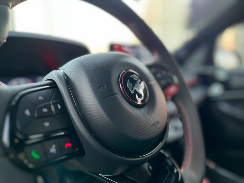 fiat fastback 1.3 turbo 270 flex abarth at6 4p semiautomatico 202512