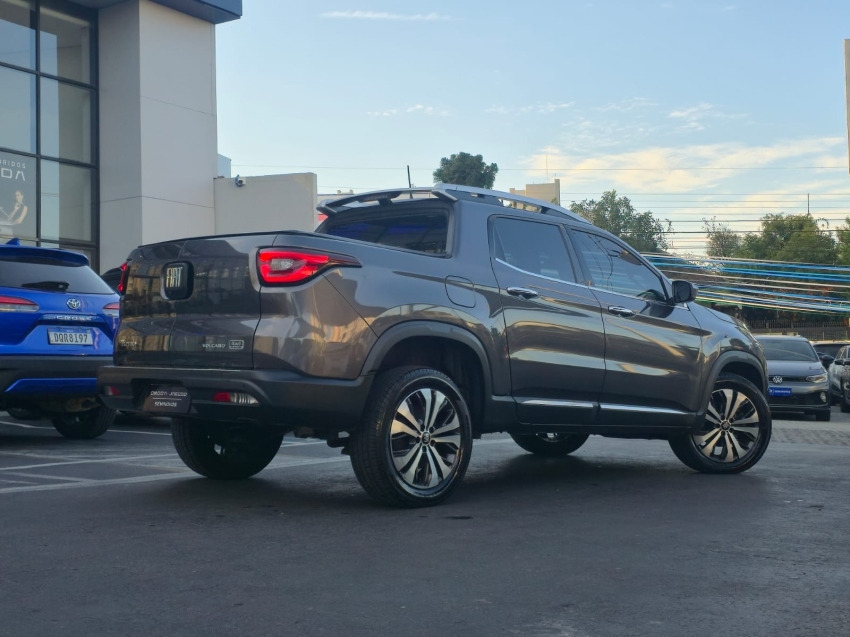 fiat toro 2.0 16v turbo diesel volcano 4wd at9 4p automatico 20242