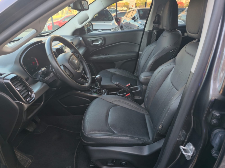 fiat toro 2.0 16v turbo diesel volcano 4wd at9 4p automatico 20246