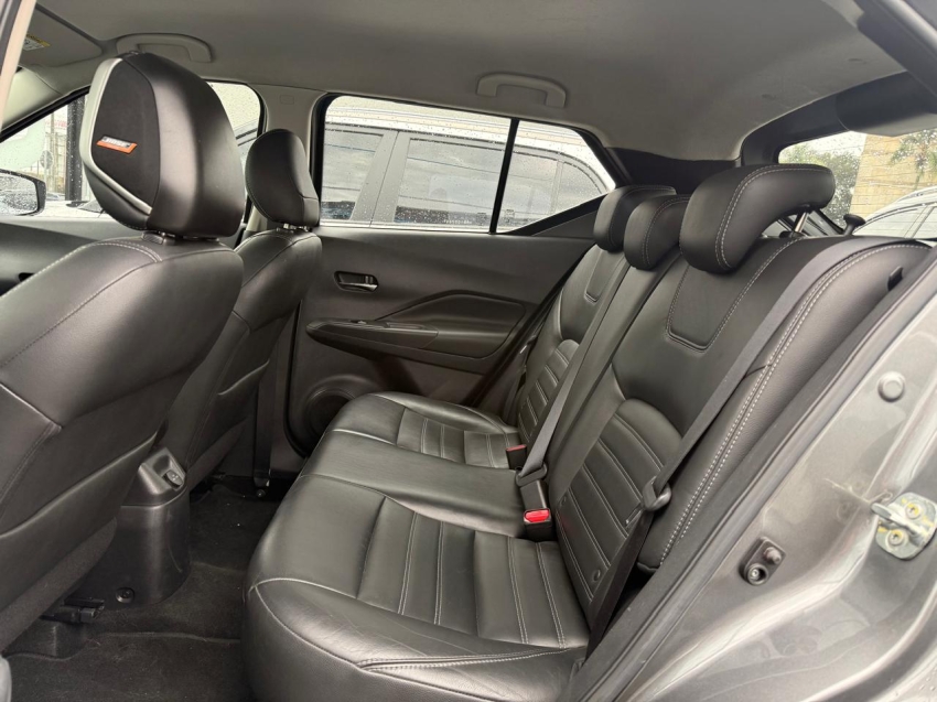 nissan kicks 1.6 16v flexstart exclusive xtronic flex semiautomatico 202210