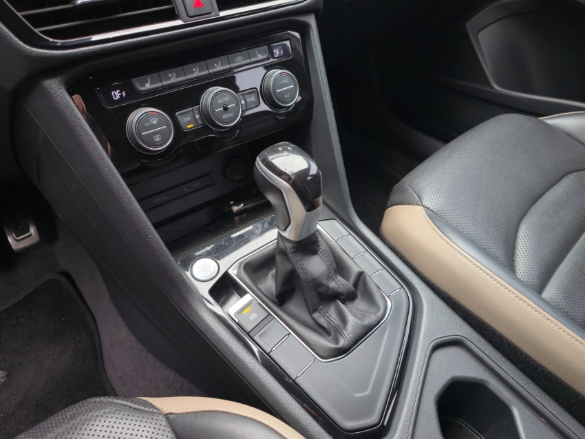 volkswagen taos 1.4 250 tsi total flex highline automatico 4p 202218