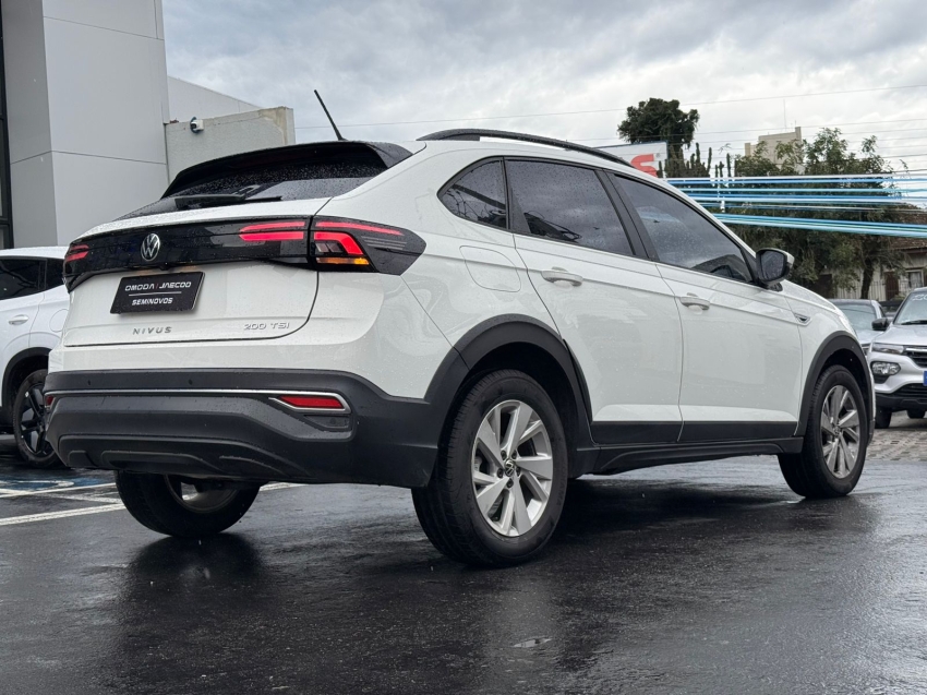 volkswagen nivus 1.0 200 tsi total flex comfortline automatico 4p semiautomatico 20215