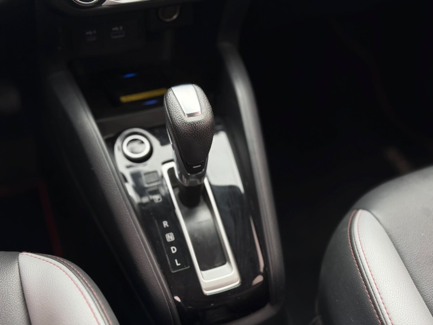 nissan kicks 1.6 16v flexstart xplay xtronic flex 4p automatico 202313