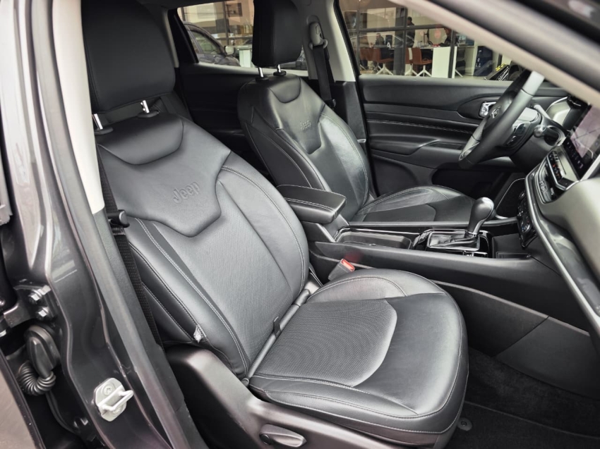 jeep compass 1.3 t270 turbo flex longitude at6 4p automatico 202314