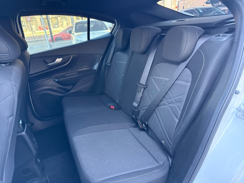 fiat fastback hibrido automatico 2025/2612